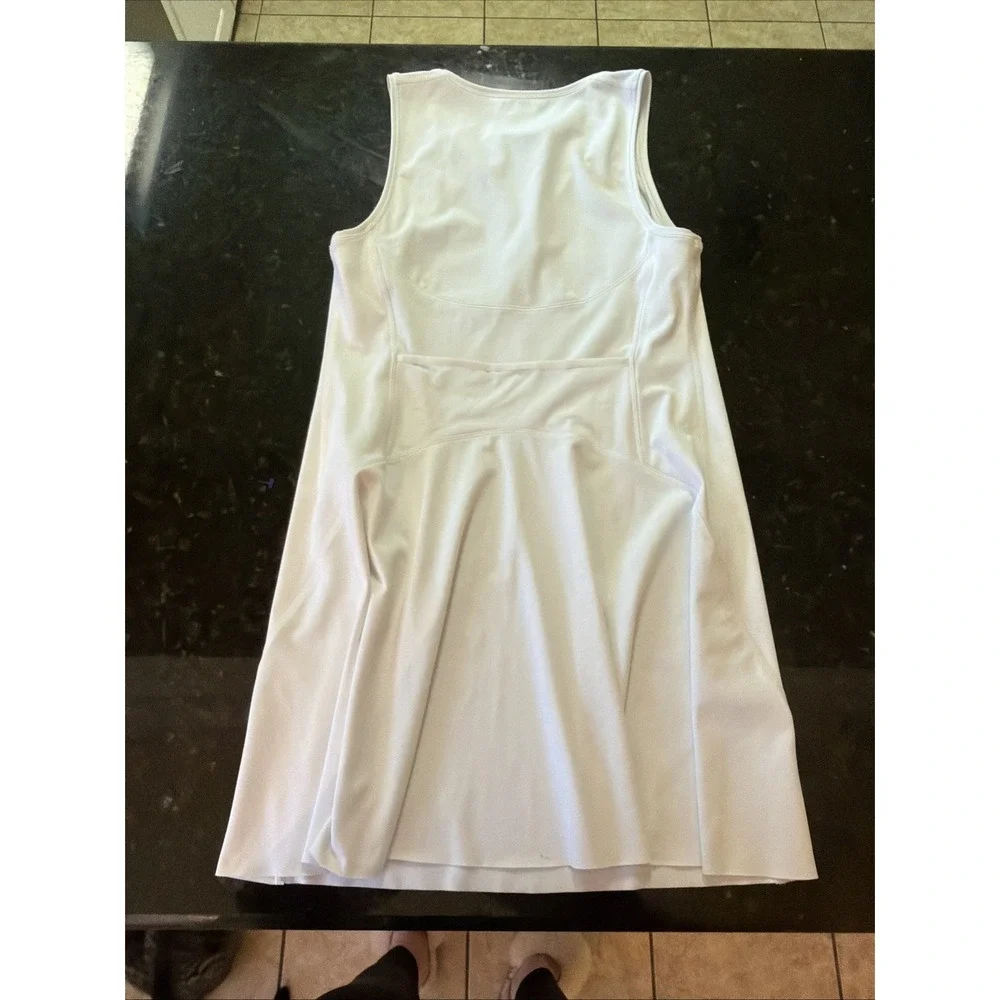 Athleta White Ace Tennis Dress Sz Med Performance Athletic Golf Pickleball - Picture 5 of 8